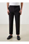 Xside Men's Black Standard Fit Trousers - 2