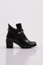 810-22K Women's Buckle Detailed Heeled Boots Black Wrinkled Patent Leather