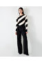 Wide leg fit pleated pants