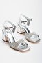 Women's Silver Cross Banded Stone Embroidered Evening Dress Shoes - 4