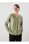 Missing Collar Women's Blouse