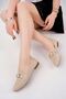 Pointed Mold Cream Buckle Knitwear Shoes - 2