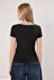 Siyah Kare Yaka Fitted/Vücuda Oturan Örme Bluz TWOSS25BZ00378 - 4