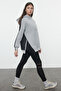 Antrasit Pamuklu Renk Bloklu Geniş Kalıp İçi Polarlı Örme Spor Sweatshirt TWOSS22SW0074