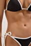 Siyah Renk Bloklu Biyeli Üçgen Regular Normal Bel Bikini Takımı TBESS25BT00187 - 3