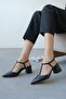Women's Center Thick Heeled Shoes - Black - 4