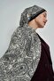 Ed - Paisley Collection Hüma Shawl - Black / White - 2