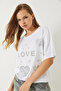 Women's White Crew Neck T-Shirt with Beads and Stone Heart Print 60261389 - 3