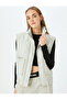 Quilted Oversize Sleeveless Hooded Vest - 3