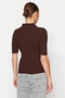 Kahverengi Basic Polo Yaka T-Shirt Görünümlü Triko İnce Bluz TWOSS20BZ0112 - 9