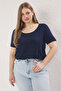 Lacivert Regular Fit Havuz Yaka Büyük Beden T-shirt TBBSS25BF00063 - 2