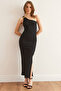 Women's Black One Shoulder Accessory Detailed Ribbed Midi Dress Elb- 19002351