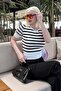 White Crew Neck Striped Women's T-Shirt Mg2400 - 6