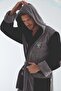 رداء حمام من قطن الخيزران المطرز من SPORT