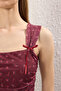 Bordo Çiçek Baskılı Astarlı Baskılı Tül Vücuda Oturan Crop Fiyonk Detaylı Örme Bluz TWOSS25BZ00033 - 7