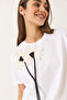 Women's White Daisy Accessory Short Sleeve Cotton T-Shirt 60602039 - 4