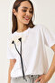 Women's White Daisy Accessory Short Sleeve Cotton T-Shirt 60602039 - 3