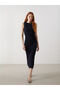Original Oval Collar Textured Dress - 2