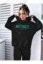 طقم بدلة رياضية Happiness Sweatshirt Jogger - غطاء رأس كبير الحجم مطبوع باللون الأسود - 4