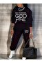 سويت شيرت God Got Me Sweatpants Jogger - طقم رياضي من الأسفل مطبوع باللون الأسود برقبة دائرية