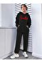 طقم بدلة رياضية Smile Sweatshirt Jogger - غطاء رأس كبير الحجم مطبوع باللون الأسود - 6