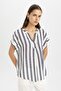 Regular Fit Crew Neck Striped Crinkle Fabric Short Sleeve Blouse 24Y 801006025 - 3