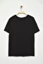 Siyah Çiçek Aksesuar Detaylı Regular Fit Büyük Beden T-shirt TBBSS25BF00065 - 8