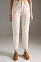 Bej Kalp Nakışlı Yüksek Bel Mom %100 Pamuk Non-Stretch Jeans TWOSS25JE00269 - 3