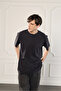 Oversized Basic T-shirt - 2