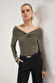 Haki Asimetrik Yaka Örme Body TPRAW25BD00009