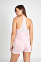 طقم بيجامة بأشرطة من قماش الجاكار مع تفاصيل من الدانتيل - 3