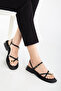 RISSOLI Women's Black Gold Ring Detailed Daily Sandals - 4