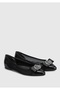 Black women's flat shoes - 2
