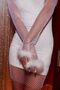 SHORT ELEGANT DRESS WITH FEATHERED STONES AND FEATHER DETAIL - 2