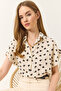 Women's Ecru Black Minimal Patterned Short Bat Sleeve Viscose Shirt 20310 60283222 - 2
