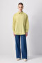 قميص كبير الحجم بخطوط رفيعة - 2