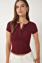 Women's Burgundy Basic Knitted Crop Blouse with Snap Fasteners Fw00004 - 2