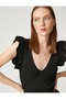 Knitwear Athlete V-Neck with Flounce Detail - 2