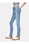 Fallon 200 Mid-Rise Flared Jeans - 4
