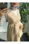 Cream Crepe Hijab Ruffled Gilet (130 Size) - 2