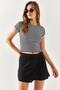 Women's Black Pleat Detailed Linen Shorts Skirt ETK-19000249 - 4