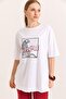 Printed embroidery detailed cotton supreme comfortable fit white t-shirt