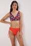 Çiçek Desenli Biyeli Bralette Kaplı Regular Yüksek Bel Bikini Takımı TBESS25BT00177