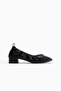 Bow-front court shoes