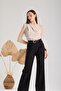 بلوزة بيج بكتف واحد - 4
