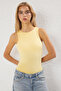 Açık Sarı Halter Yaka Vücuda Oturan Esnek Alttan Çıtçıtlı Örme Body TWOSS20BD0044