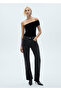 Black Women's Body 77099060