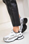 Women's Daily Thick Sole Sports Shoes White Black - 6