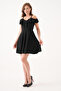 Flexible Crepe Fabric Thin Strap V-Neck Flounce Detailed Black Evening Dress Emr-077 - 7