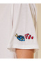 Round Neck Sleeve Embroidered Detail T-shirt - 4